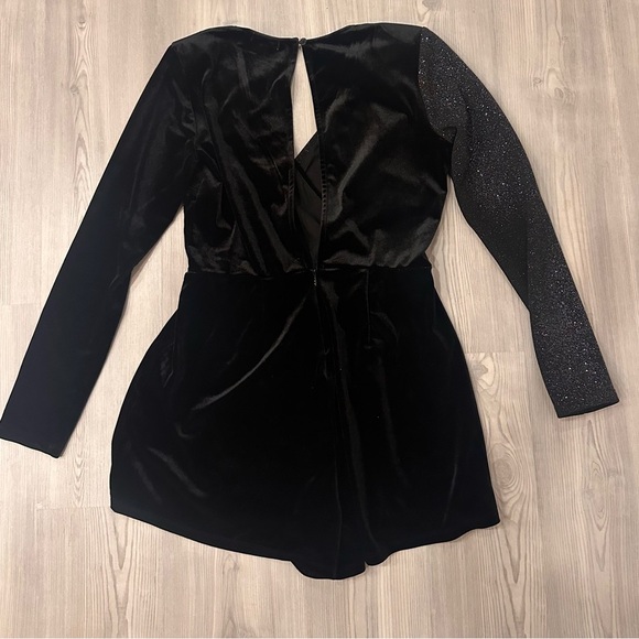 Francesca’s Black Velvet & Silver Glitter Long Sleeve Romper - Picture 8 of 11